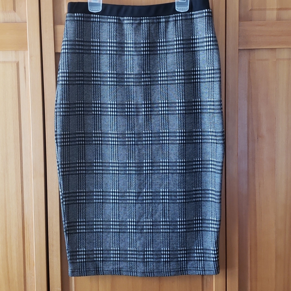 IRIS pencil plaid skirt size M